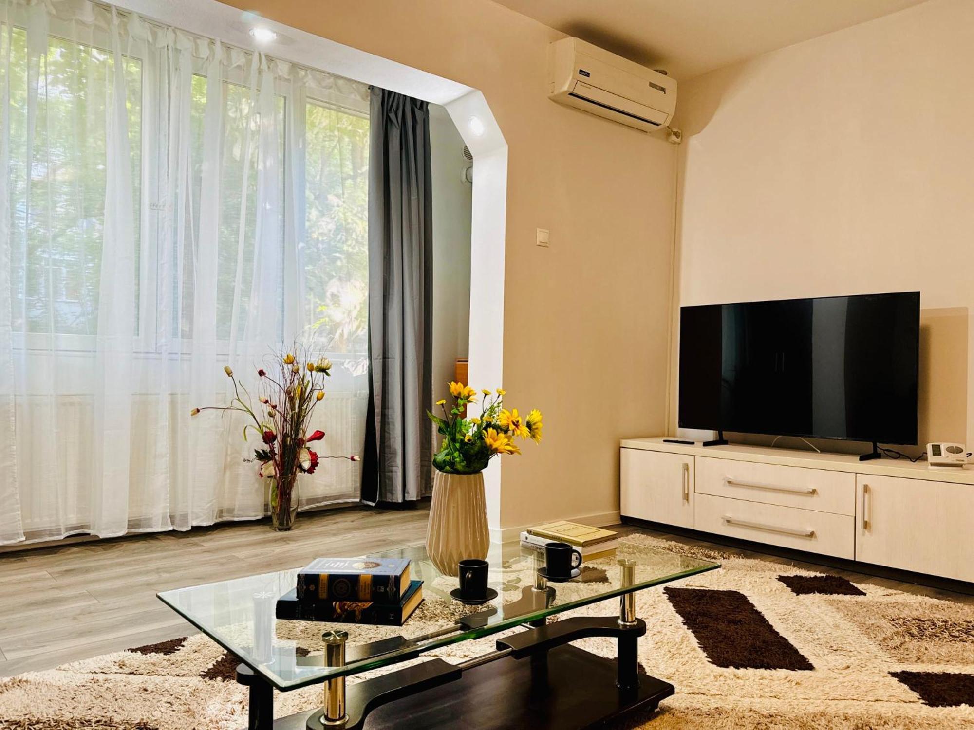 Joy City Stay Spacious Comfortable Timisoara Exterior photo